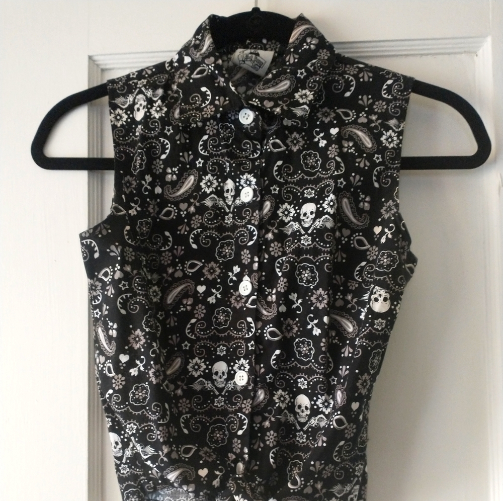 Hell Bunny Tie Crop Top